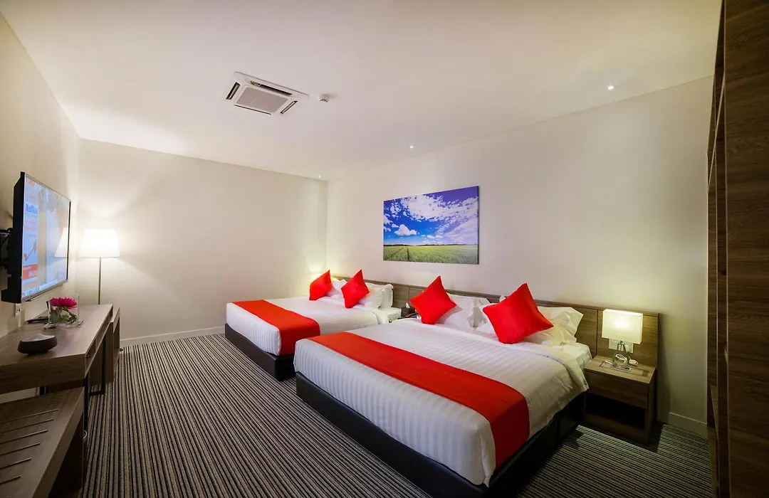 Riccarton Capsule Hotel-1